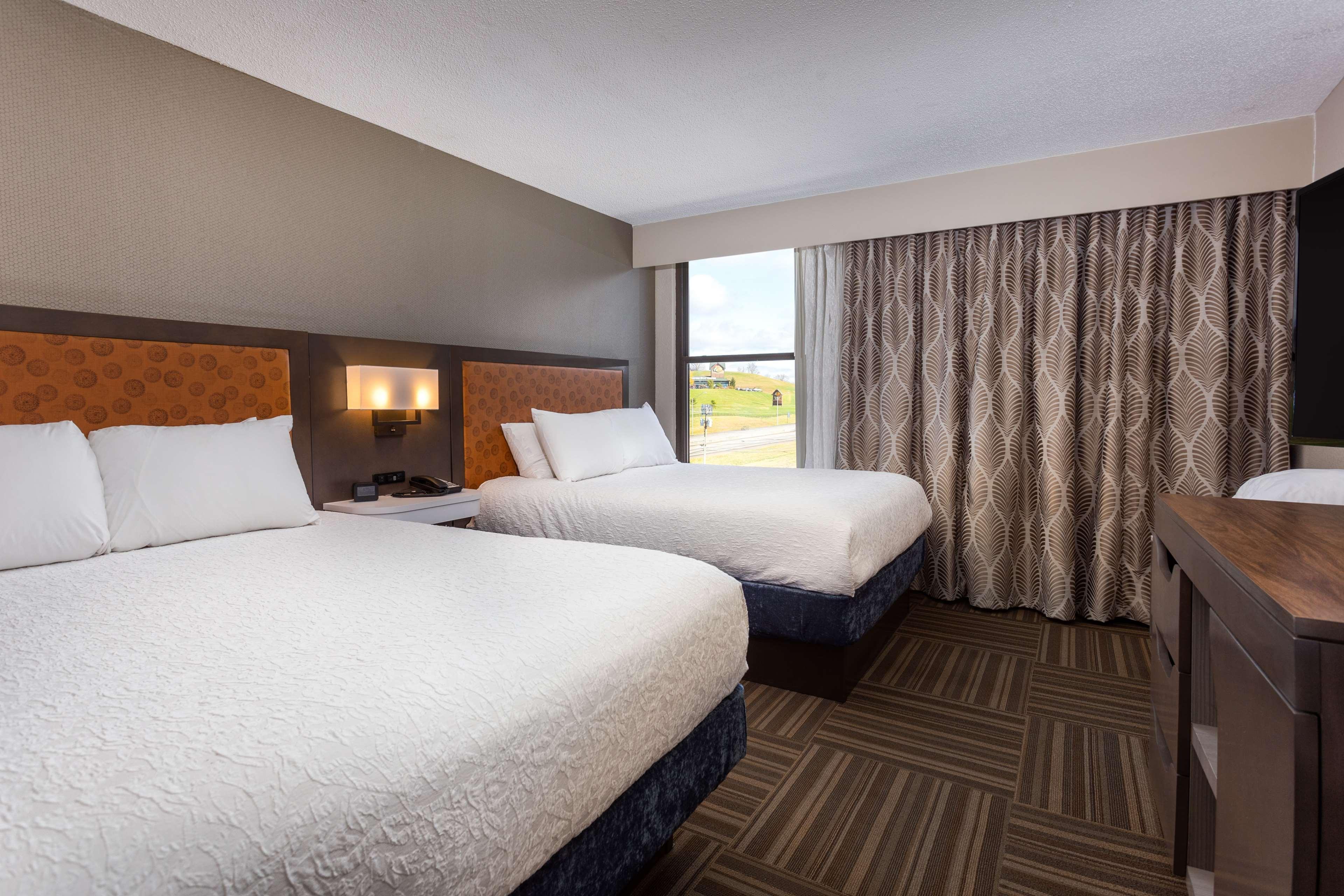 Hampton Inn Bristol Exteriér fotografie