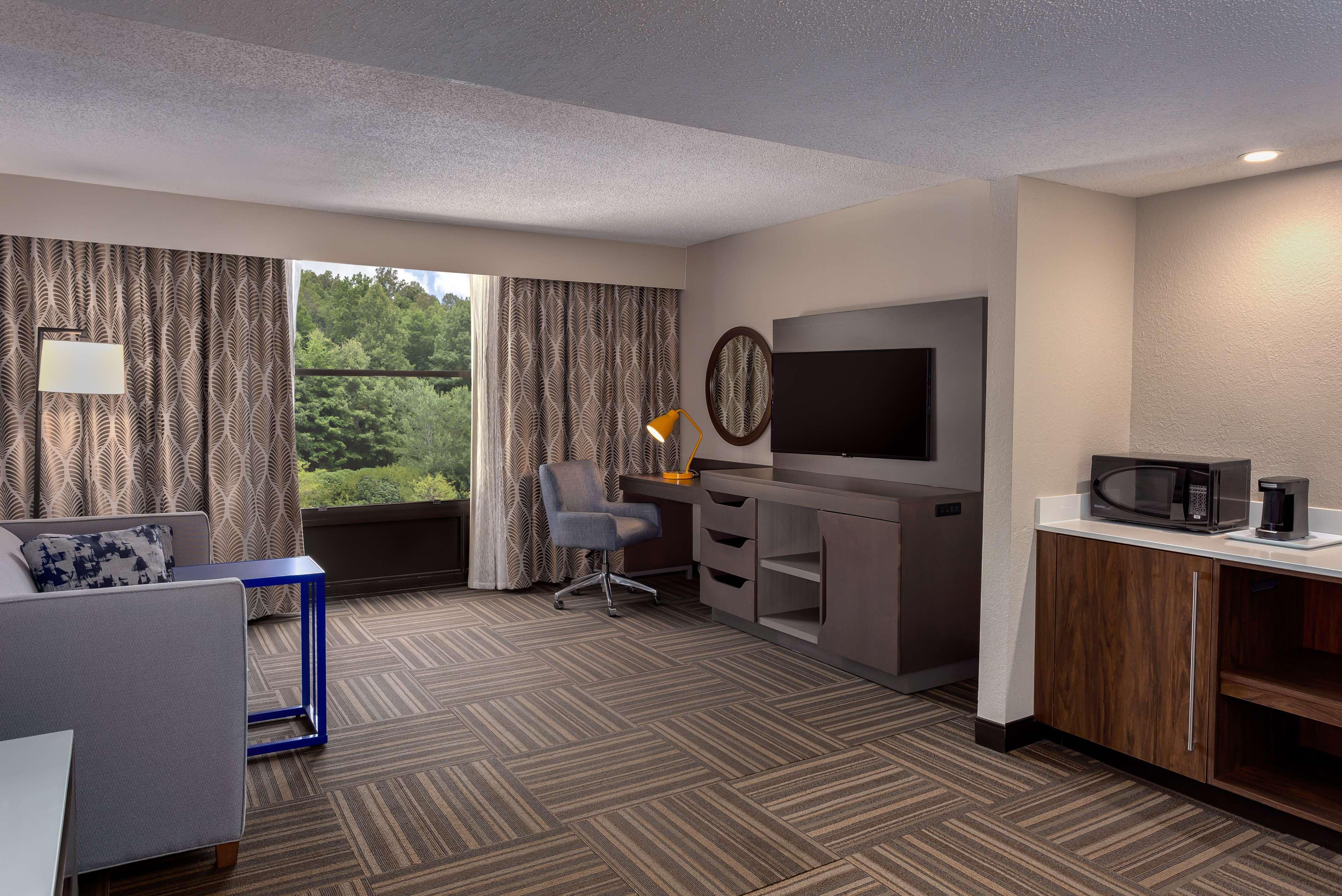 Hampton Inn Bristol Exteriér fotografie