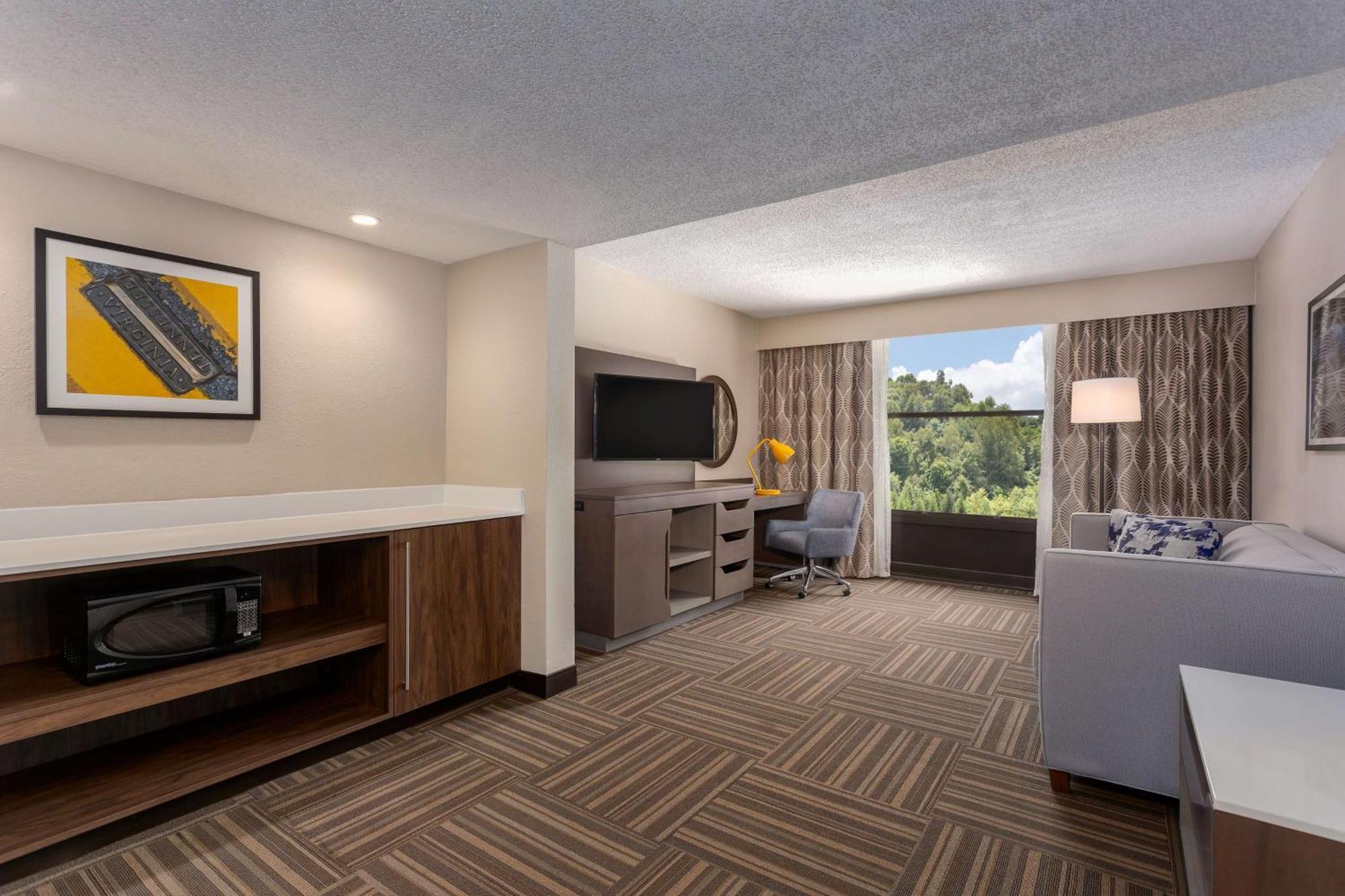 Hampton Inn Bristol Exteriér fotografie